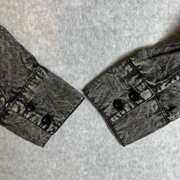 Urban Outfitters Shacket Womens Crop Cutout Denim Shirt Acid Wash Biker Grunge - Picture 12 of 16